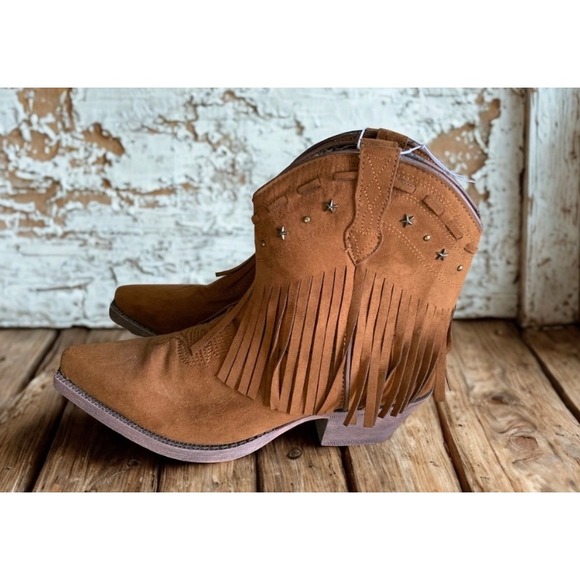 dingo Shoes - Dingo Womens Western Fringe Ankle Boots Tan Faux Suede Star Studs Boho Vintage